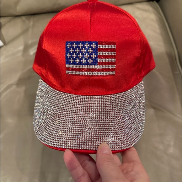 Vera New York Accessories - BLING AMERICAN FLAG ACCENTED BASEBALL CAP